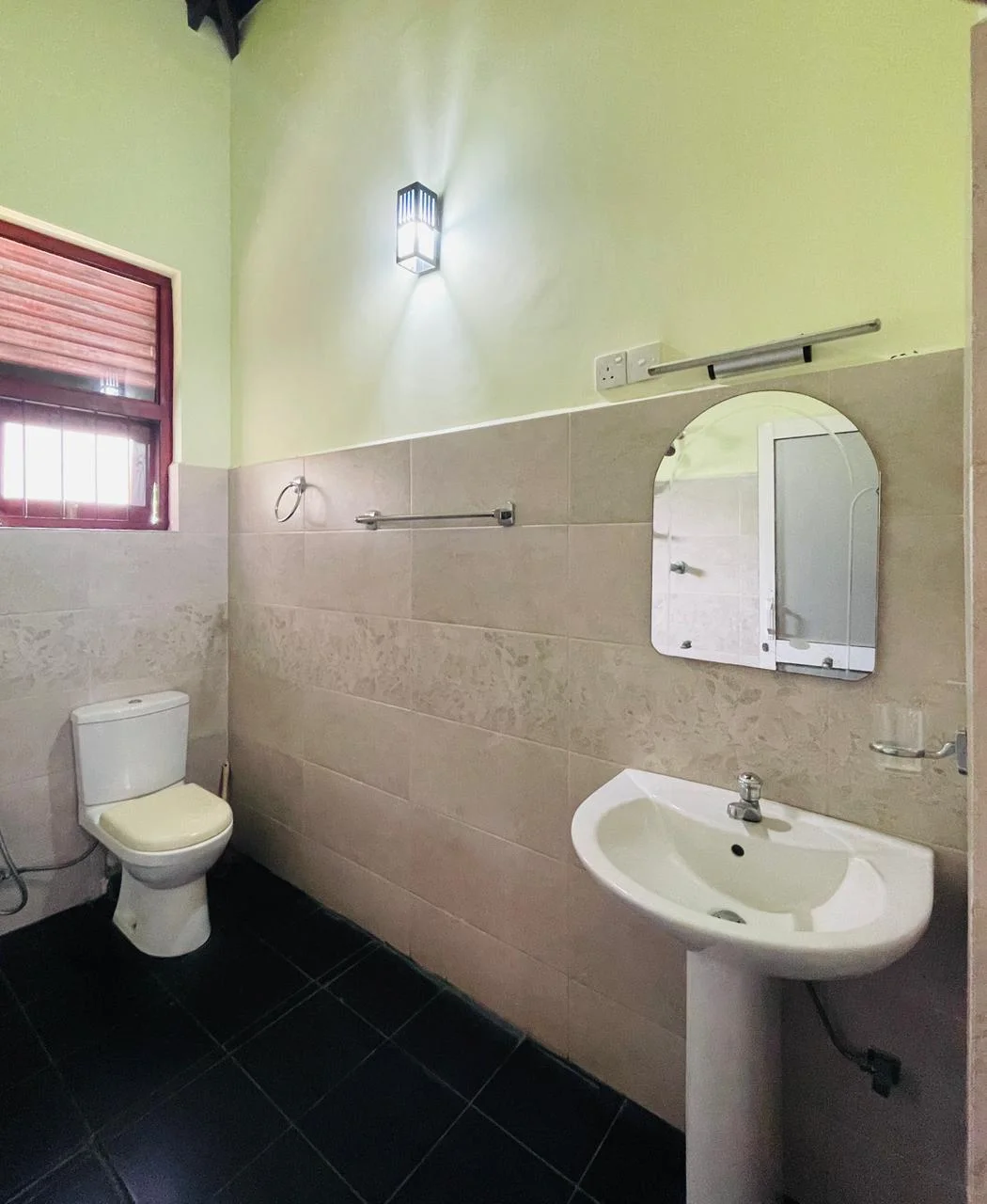 A/C Rooms photo 2